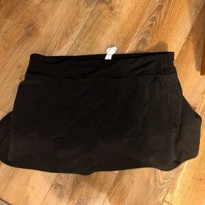 Lululemon Pace rival skort Size 14 regular.